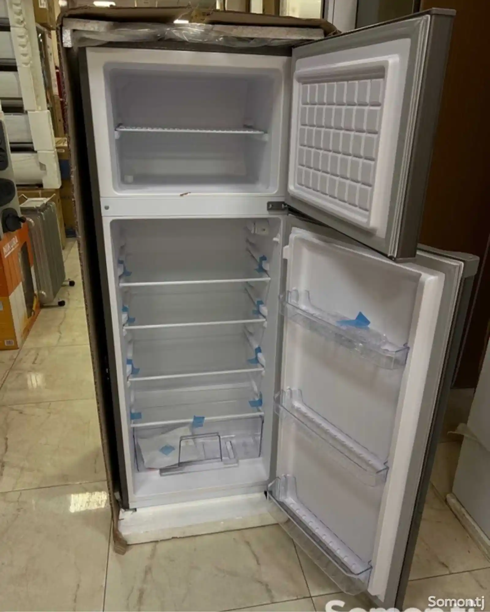 Холодильник LG-2