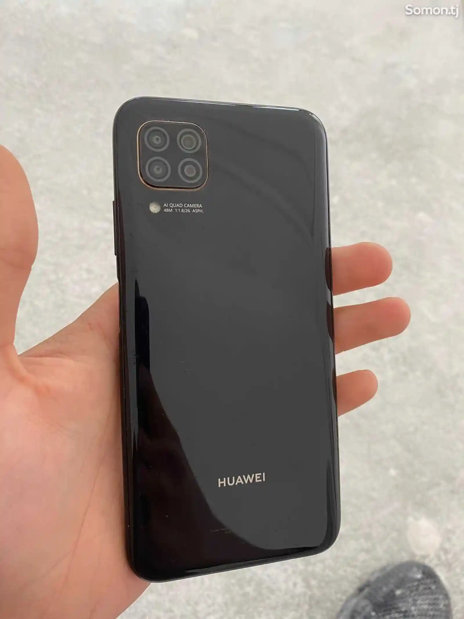 Huawei P40 Lite-2