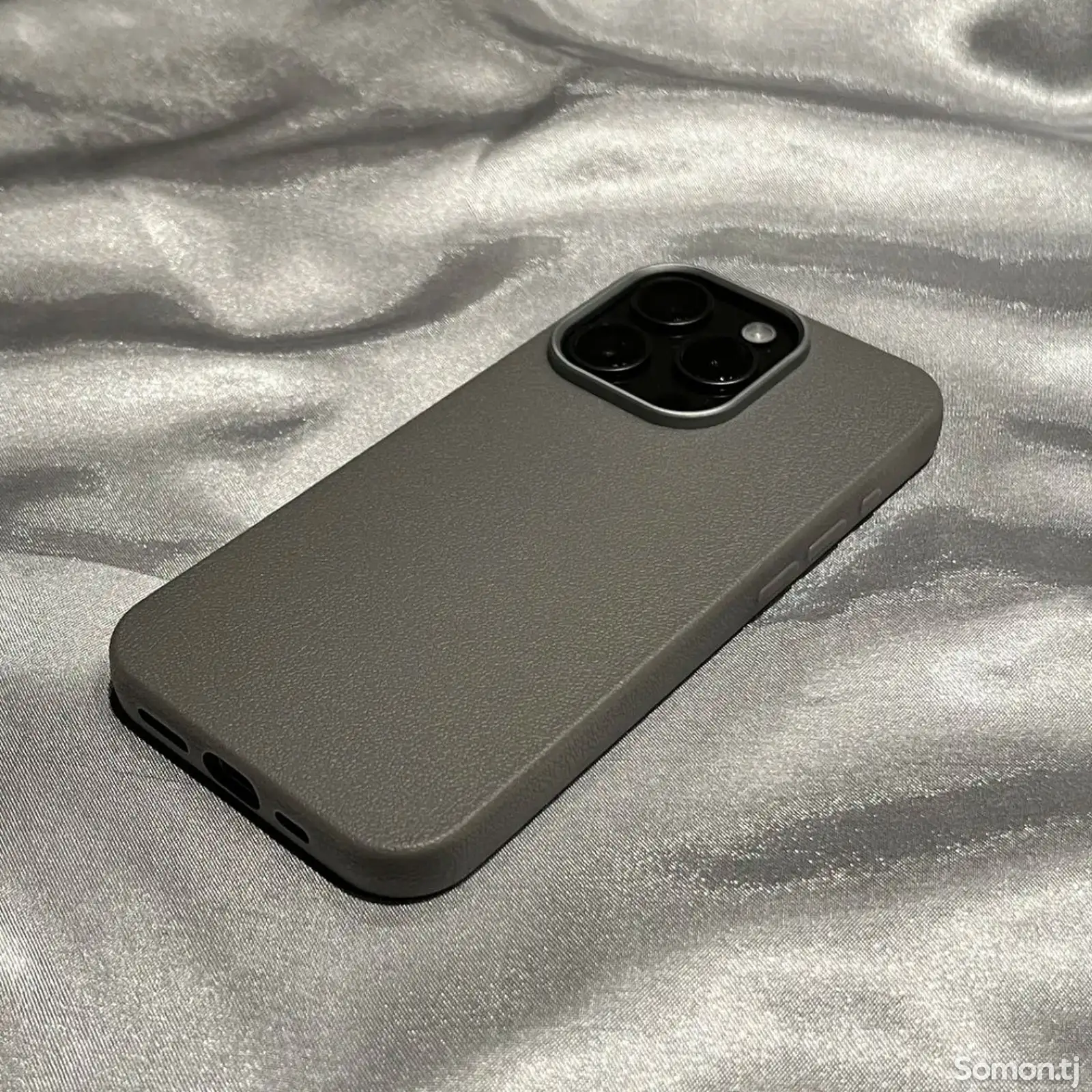 Чехол для IPhone-1