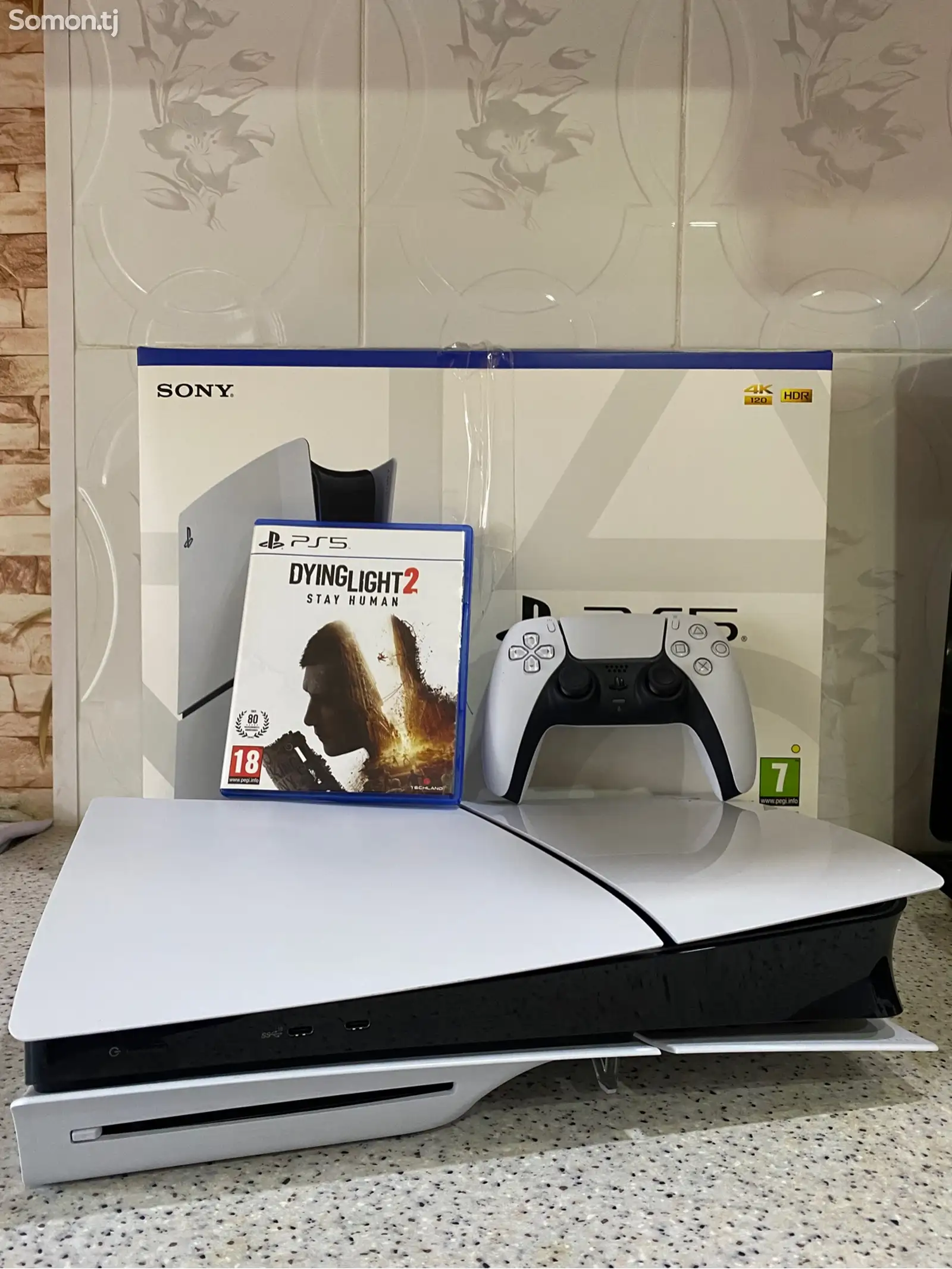 Sony Playstation 5 Slim-1