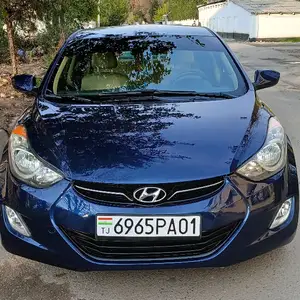 Hyundai Elantra, 2013