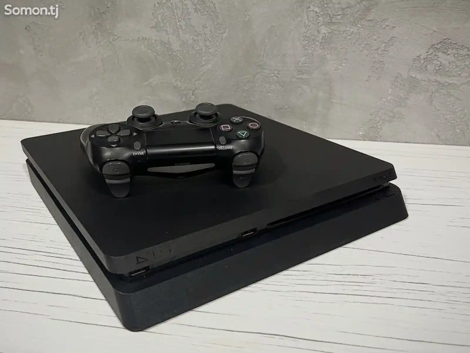 Игровая приставка Sony PlayStation 4 slim