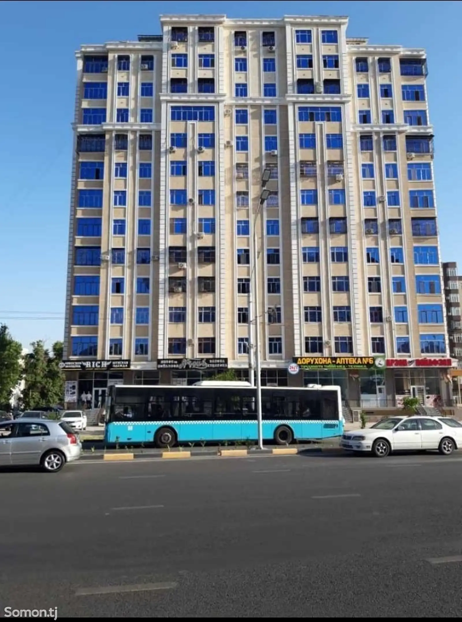 4-комн. квартира, 4 этаж, 80м², 102 мкр-1