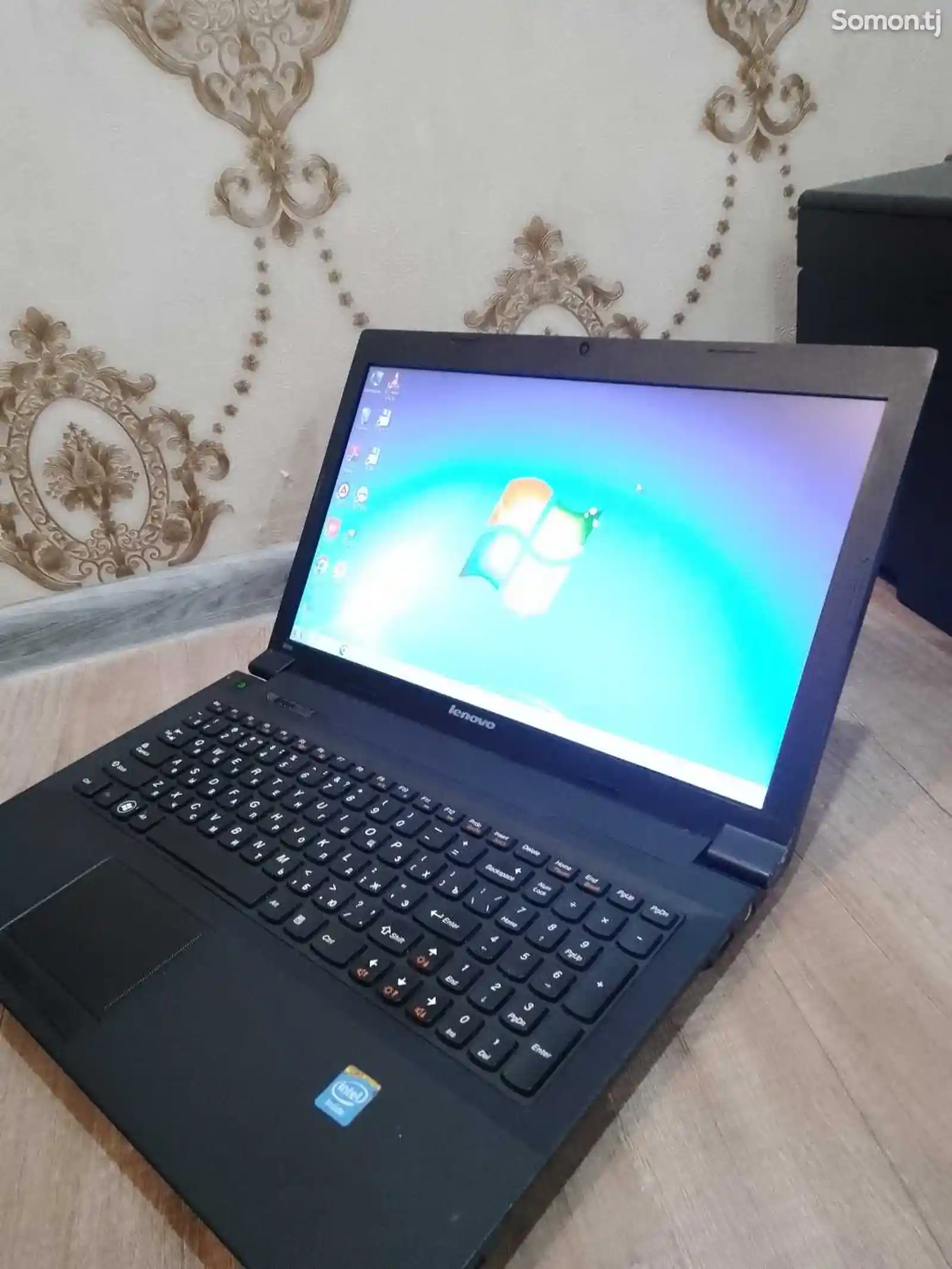 Ноутбу Lenovo-4