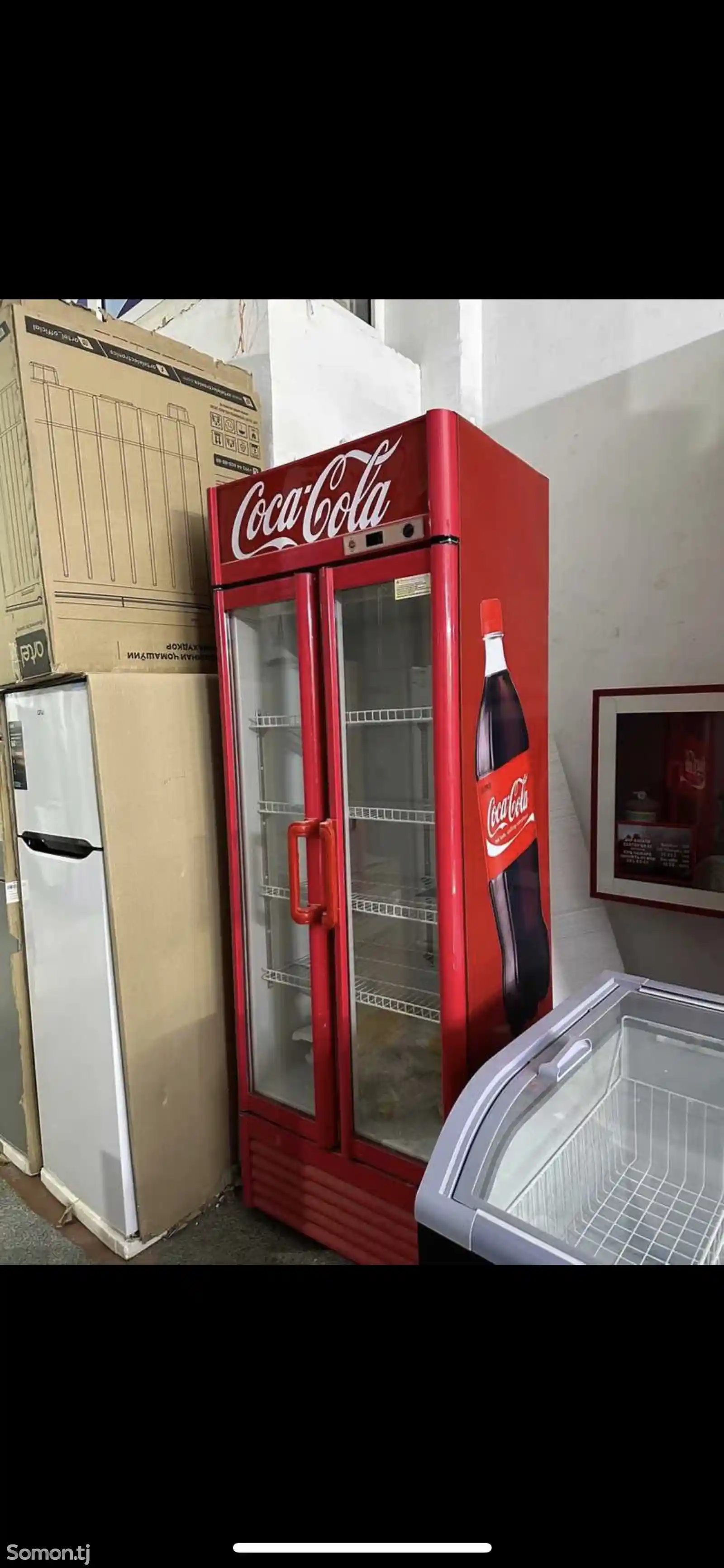 Витринный холодильник Coca Cola 488л-2