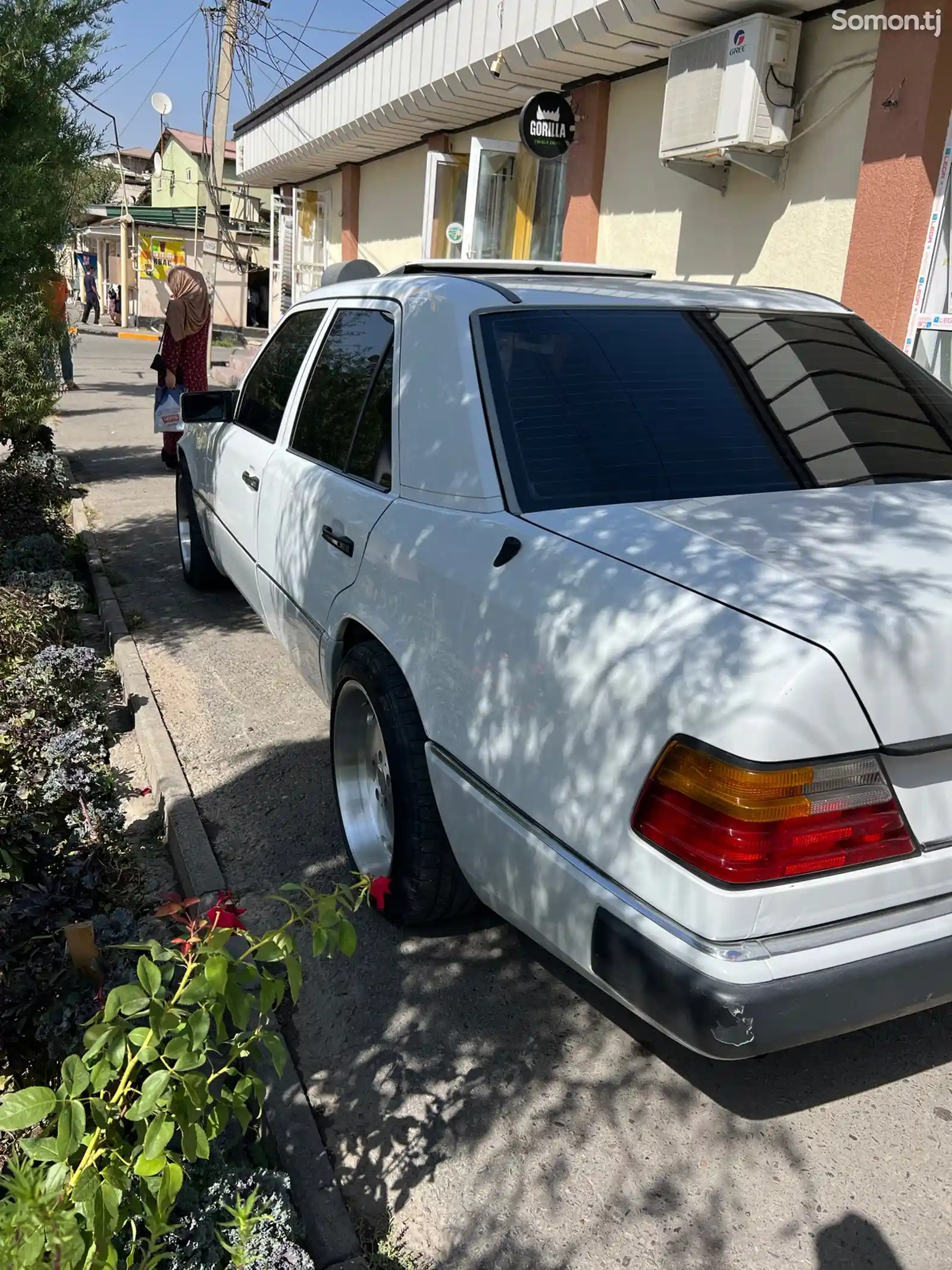 Mercedes-Benz W124, 1992-5