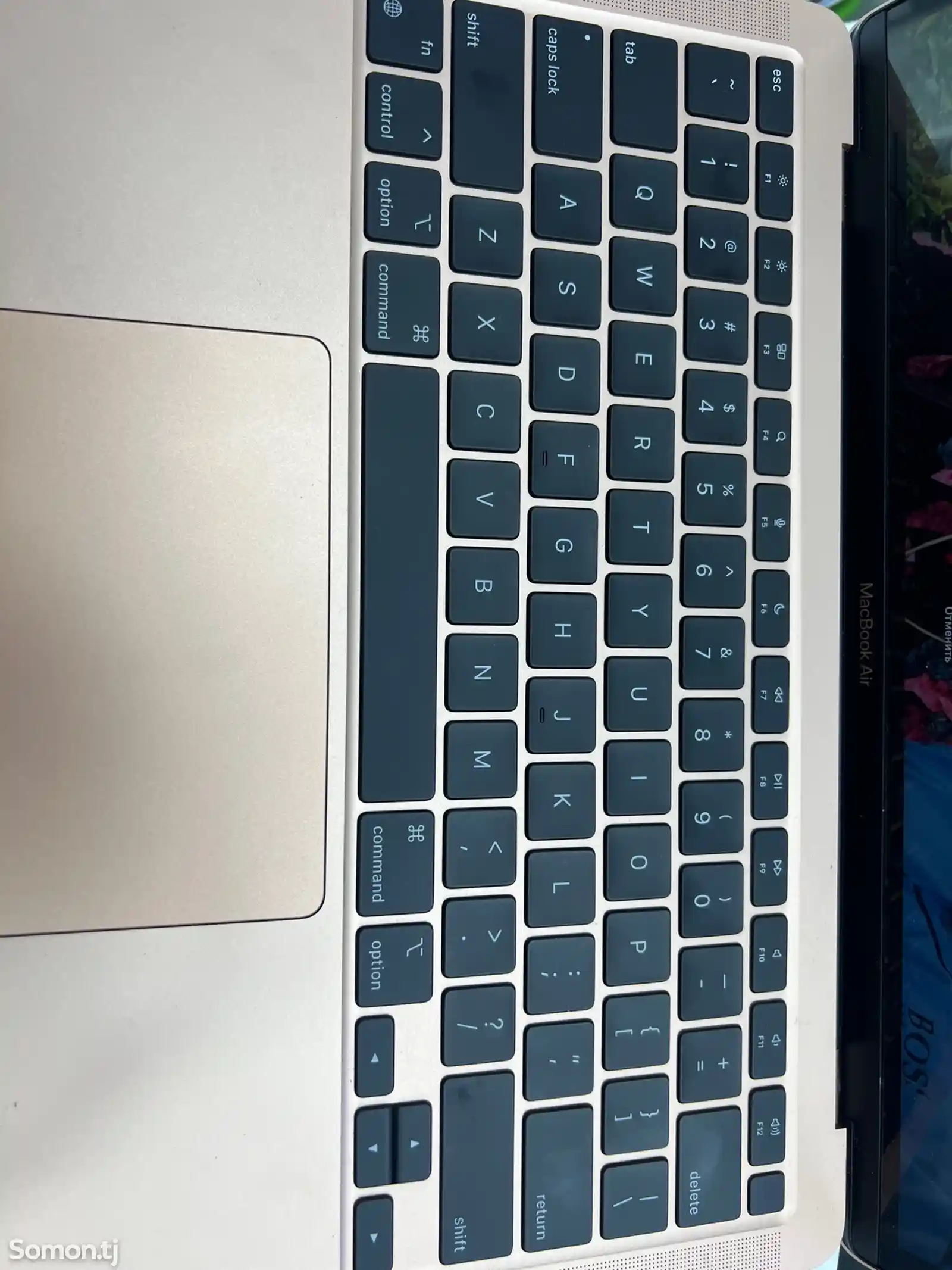 Ноутбук Apple MacBook Air M1 8/256Gb-4