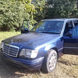 Mercedes-Benz E class, 1994