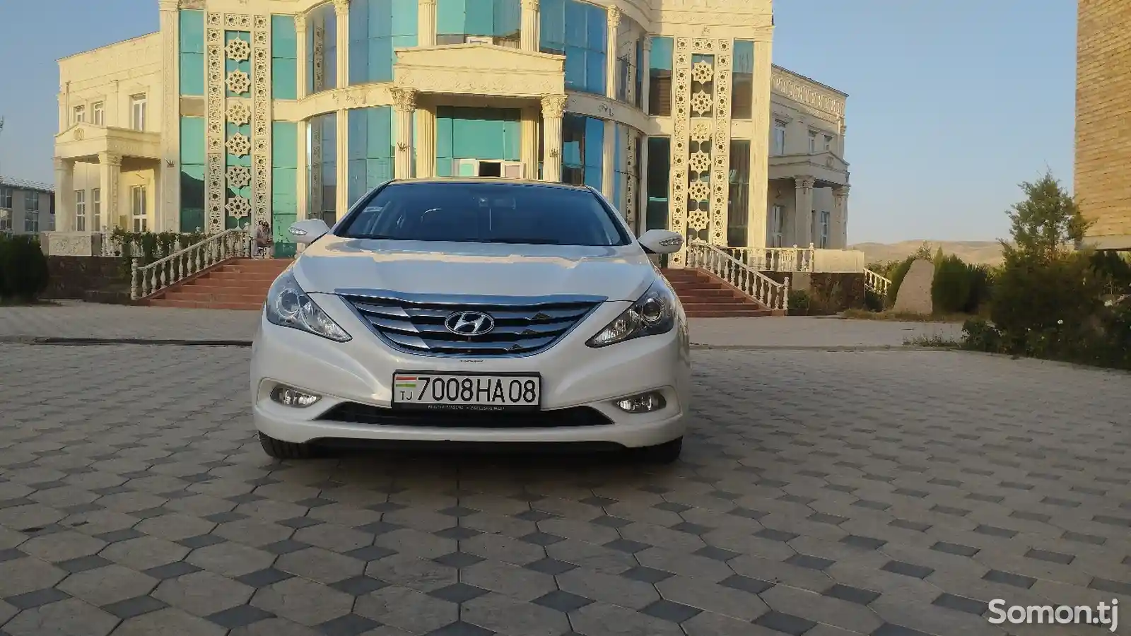 Hyundai Sonata, 2010-2