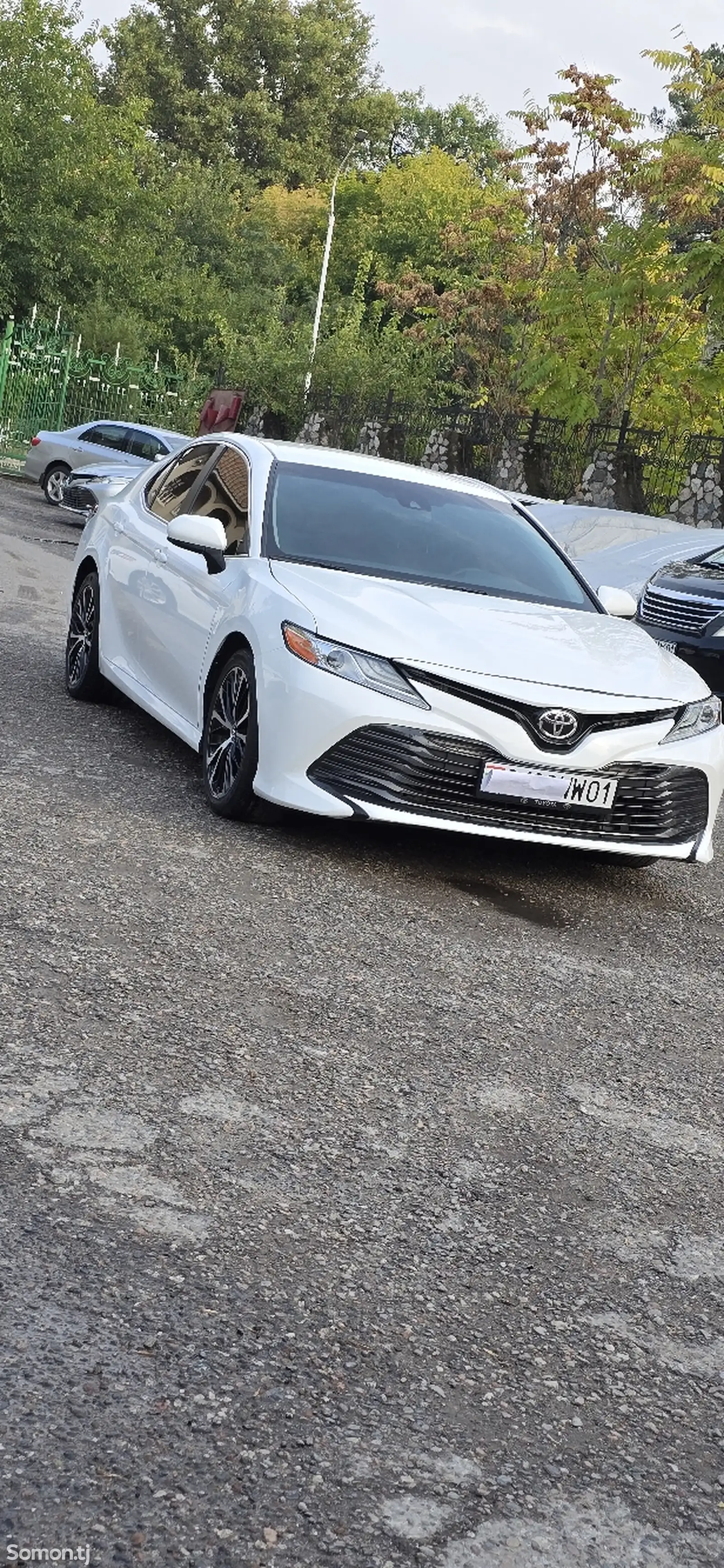 Toyota Camry, 2018-1