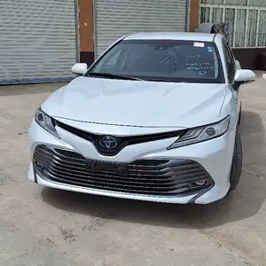 Toyota Camry, 2018