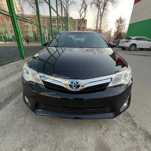 Toyota Camry, 2014