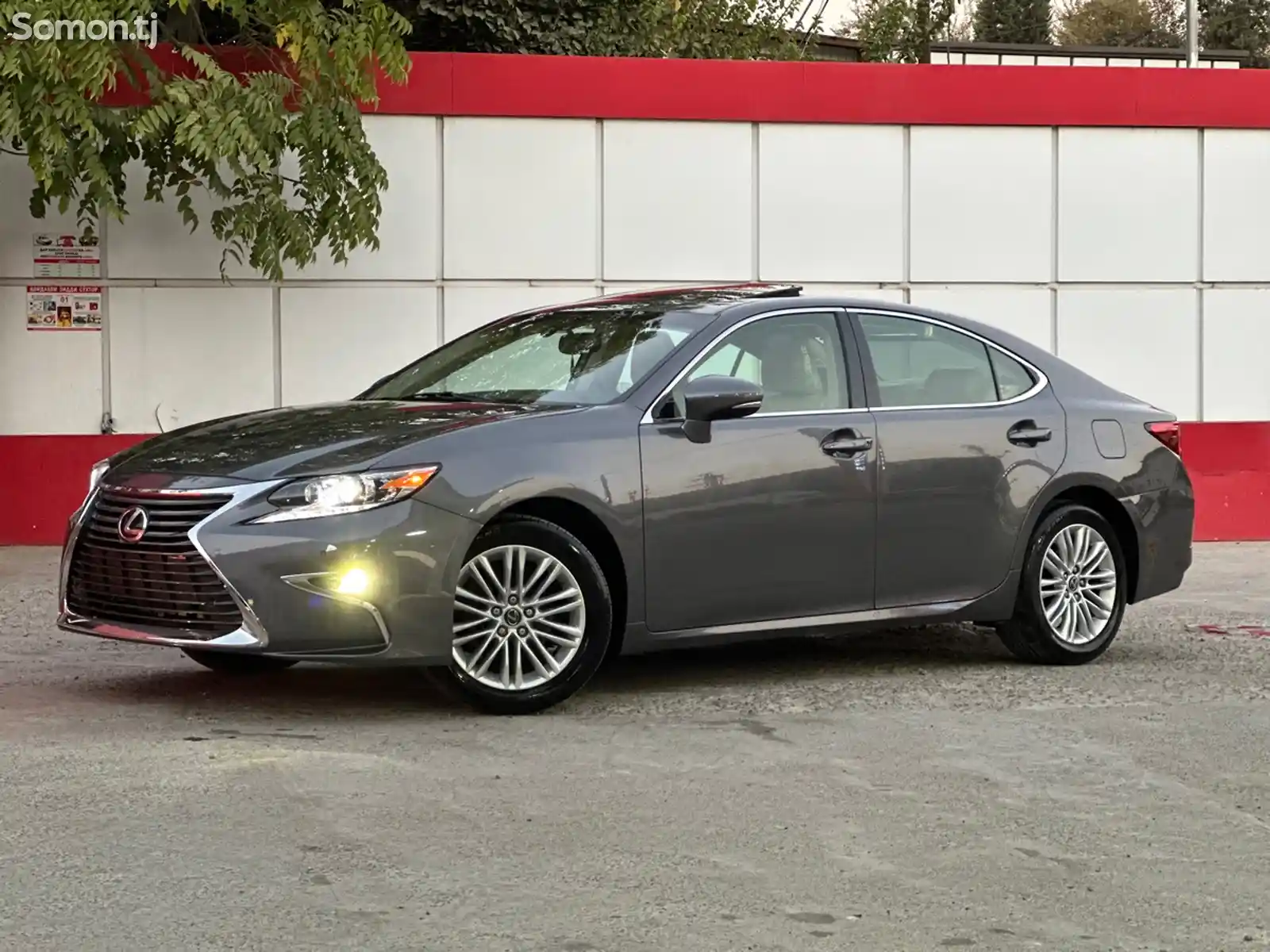 Lexus ES series, 2015-1