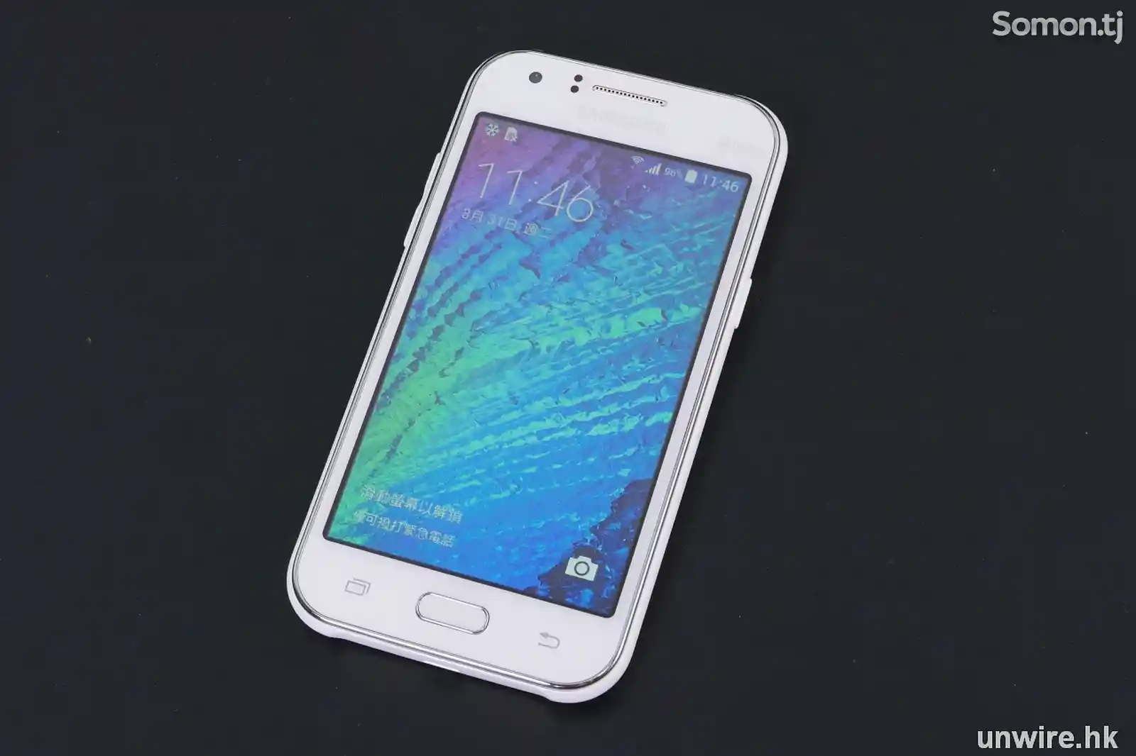 Samsung Galaxy J1 Ace-1