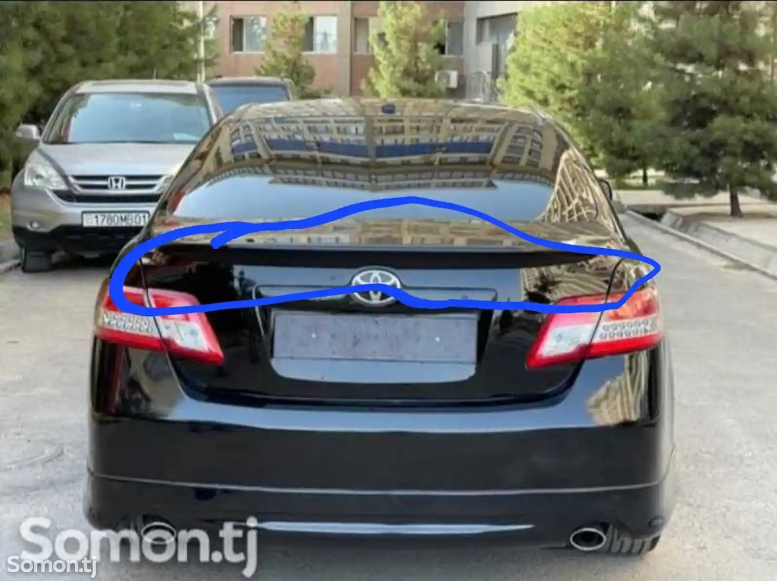 Спойлер на Toyota Camry 2