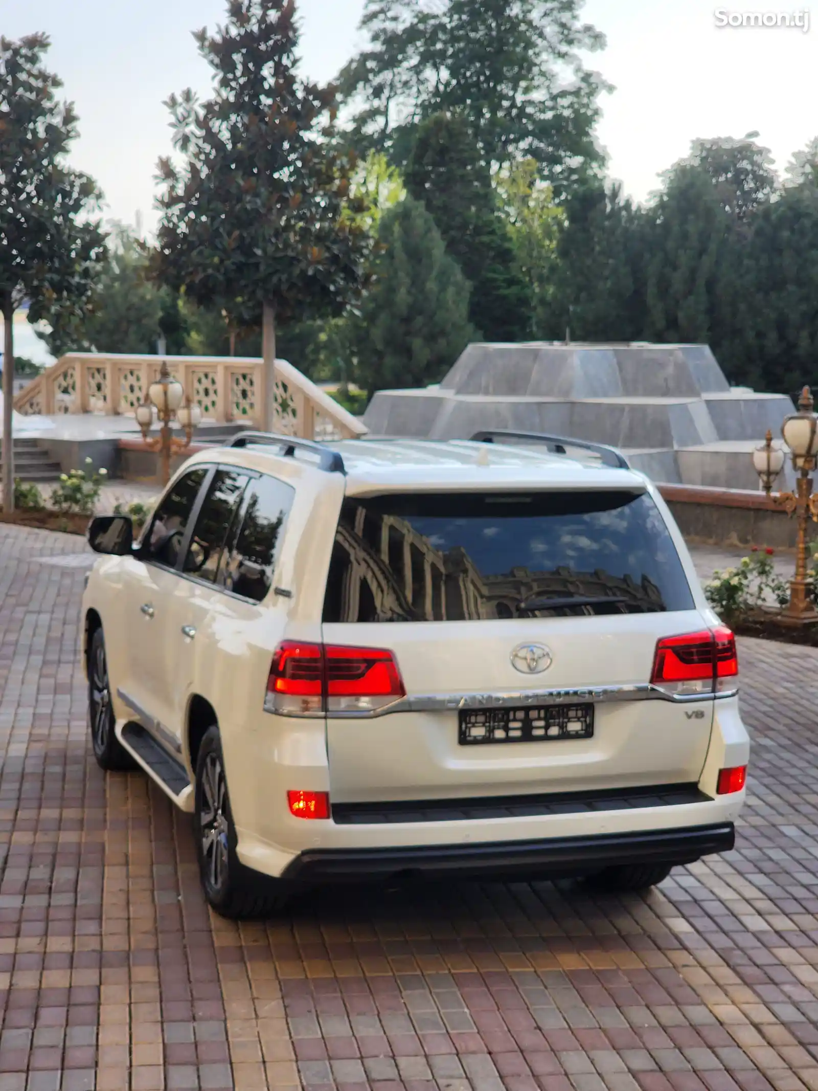 Toyota Land Cruiser, 2019-7