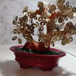 Декоративное денежное дерево