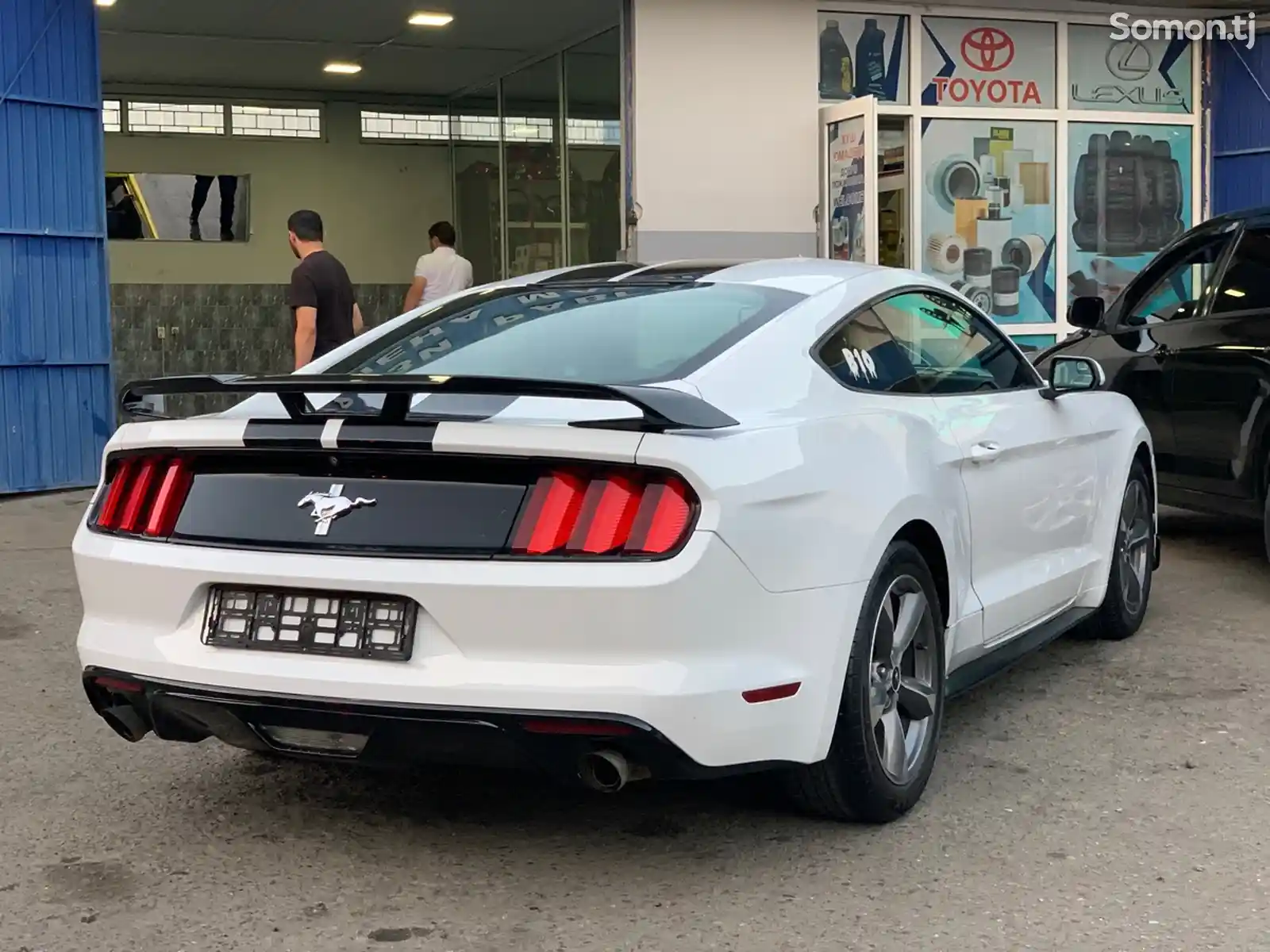 Ford Mustang, 2016-7