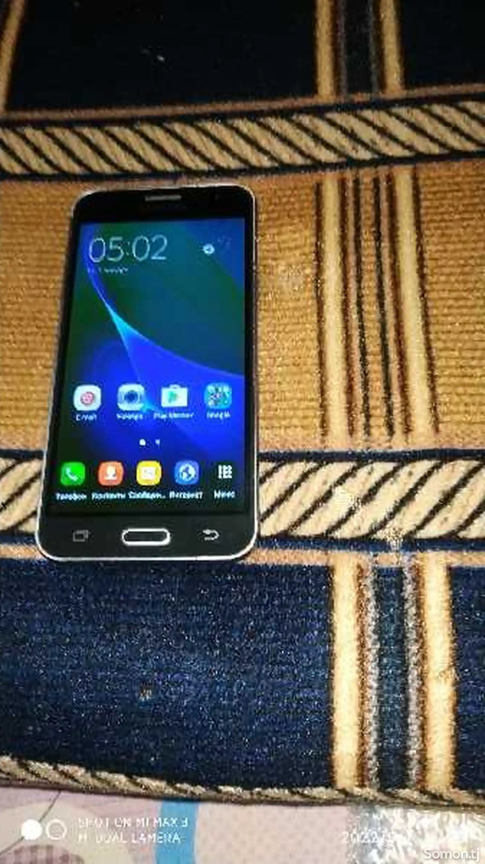 Samsung Galaxy j3 8gb-3