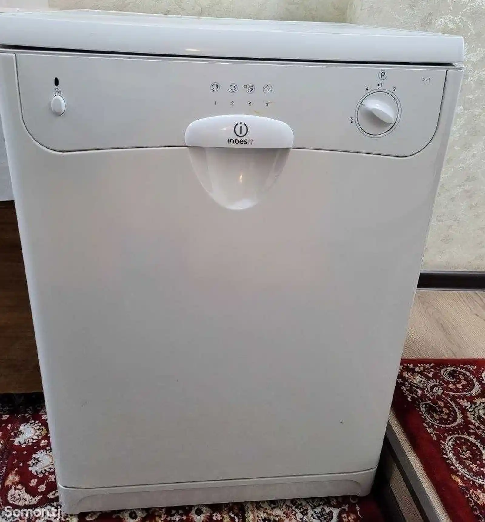 Посудомоечная машина Indesit-1