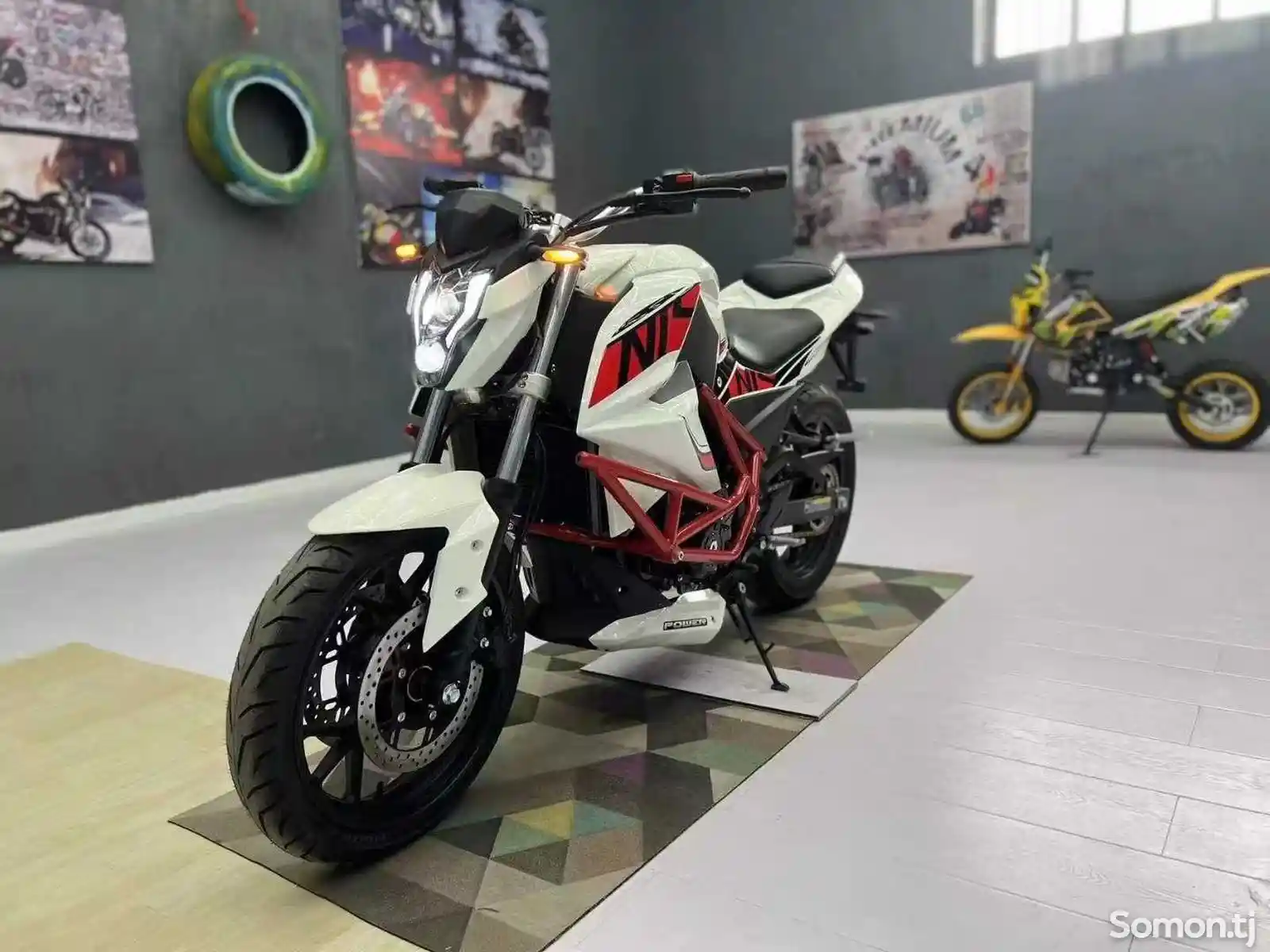 Мотоцикл Xiaofeng-400cc на заказ-4