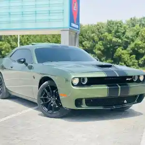 Dodge Challenger, 2021