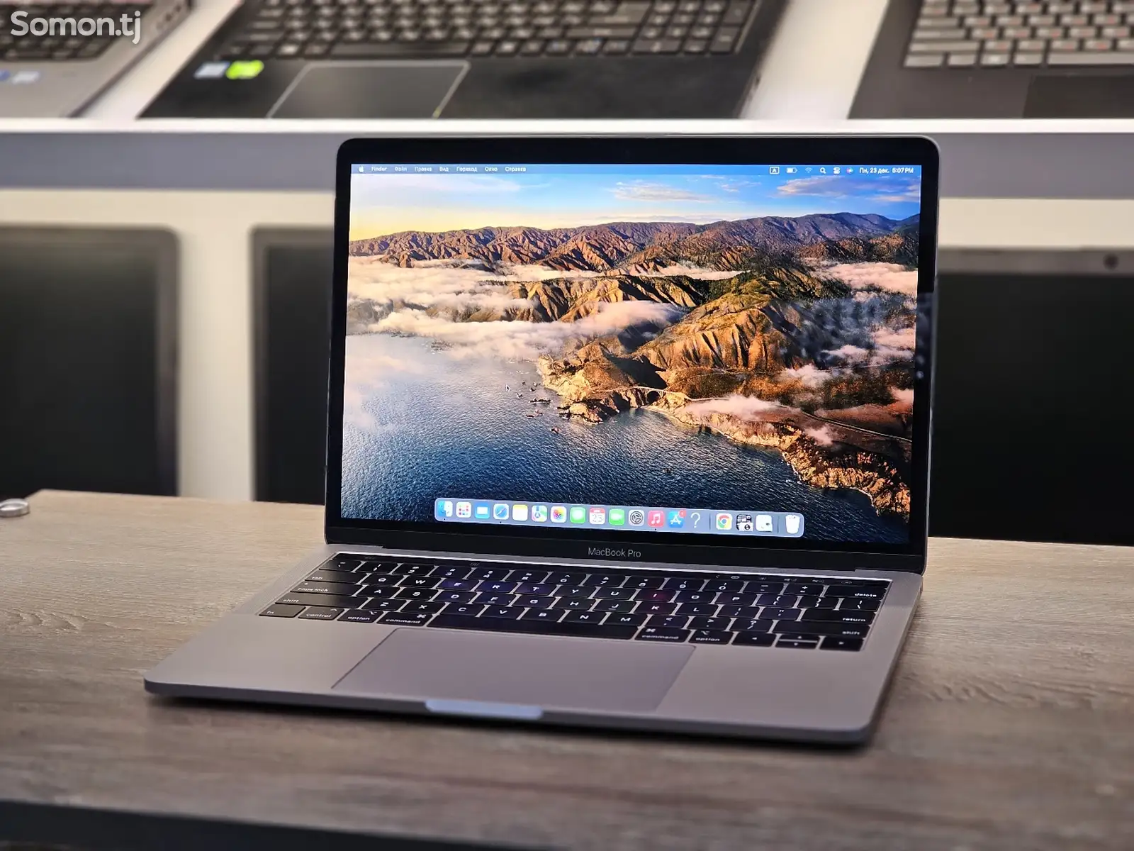 Ноутбук MacBook Pro 2019 Core i5 / 8GB / SSD 128GB-1