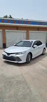 Toyota Camry, 2018-4