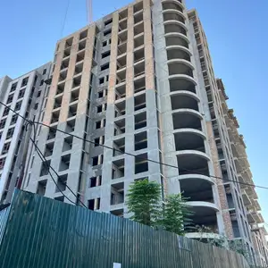 3-комн. квартира, 3 этаж, 117 м², Курутобхонаи Нур