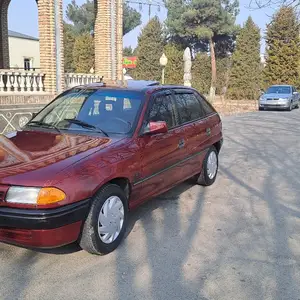 Opel Astra F, 1992