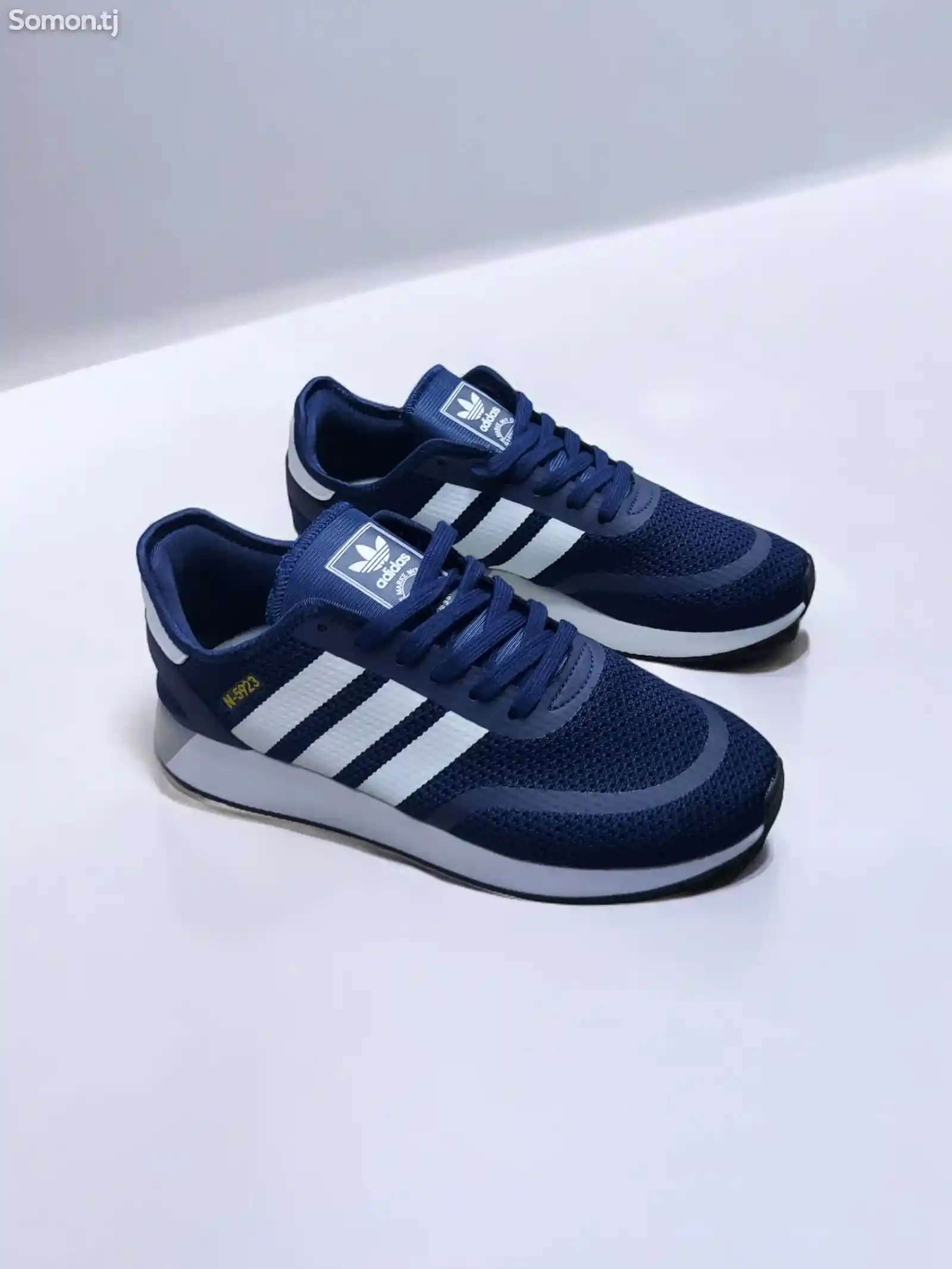 Кроссовки Adidas-2