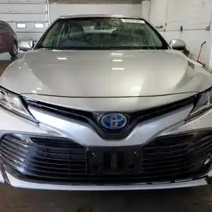 Toyota Camry, 2018