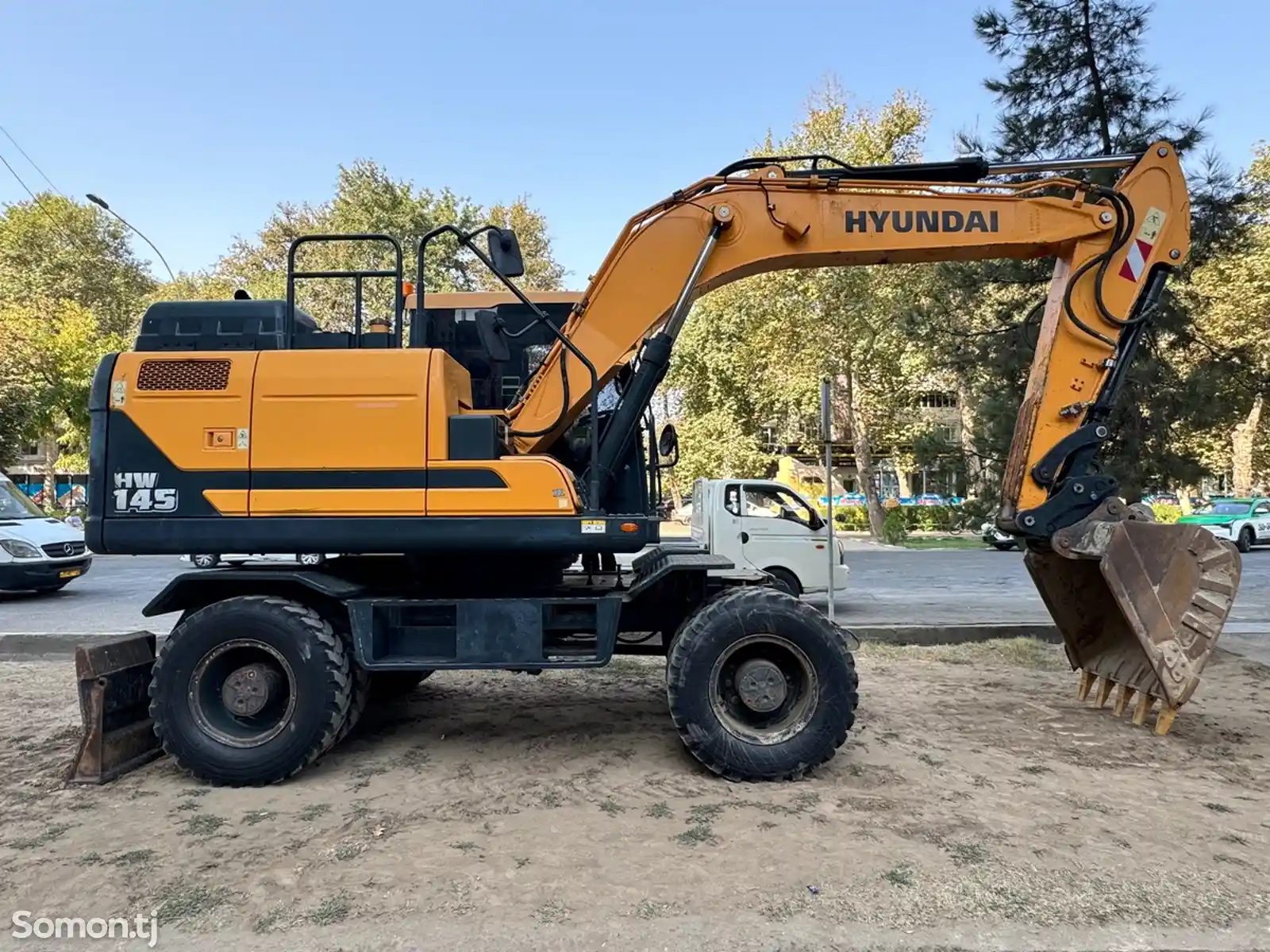 Экскаватор Hyundai HW145-7