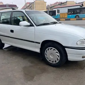 Opel Astra F, 1995