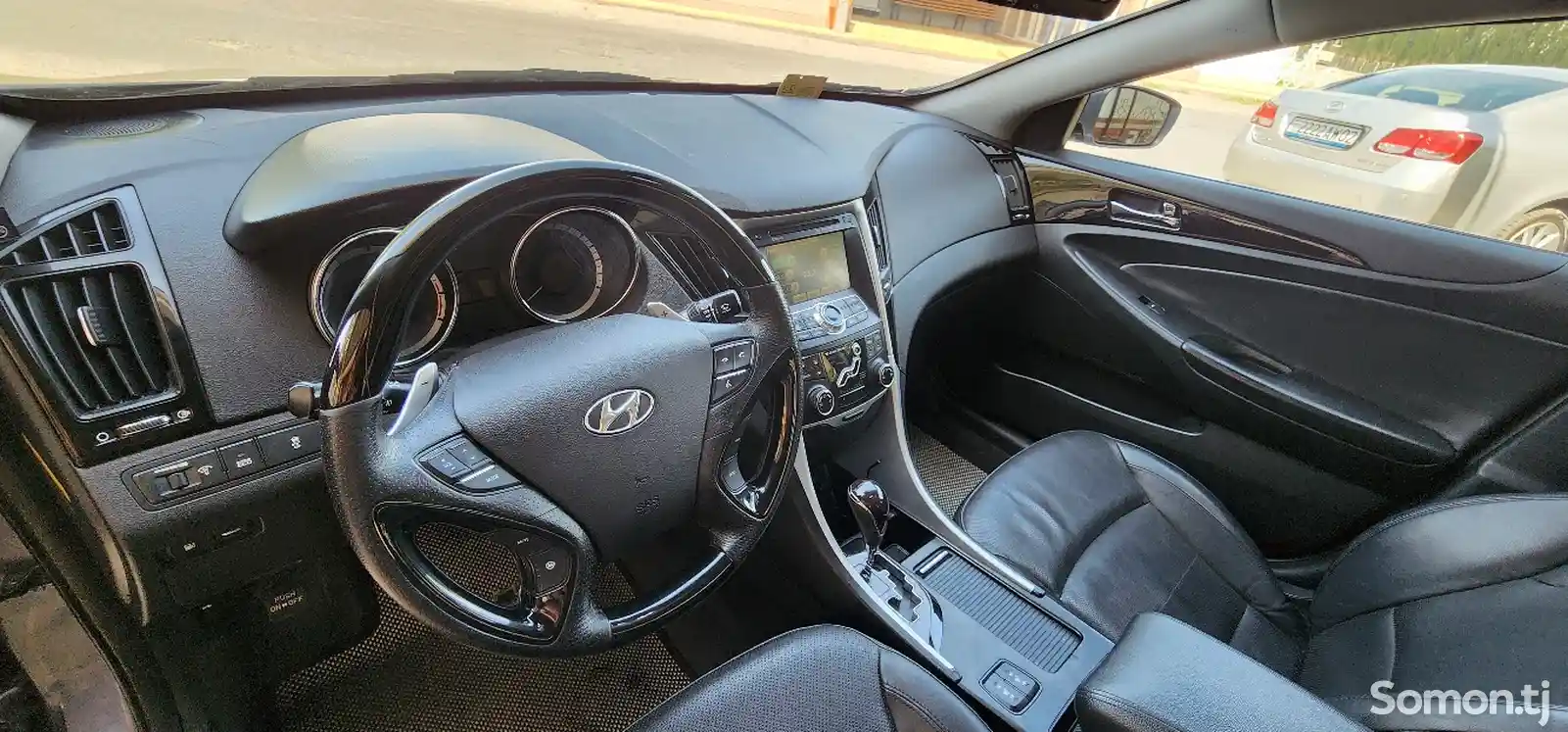 Hyundai Sonata, 2010-8