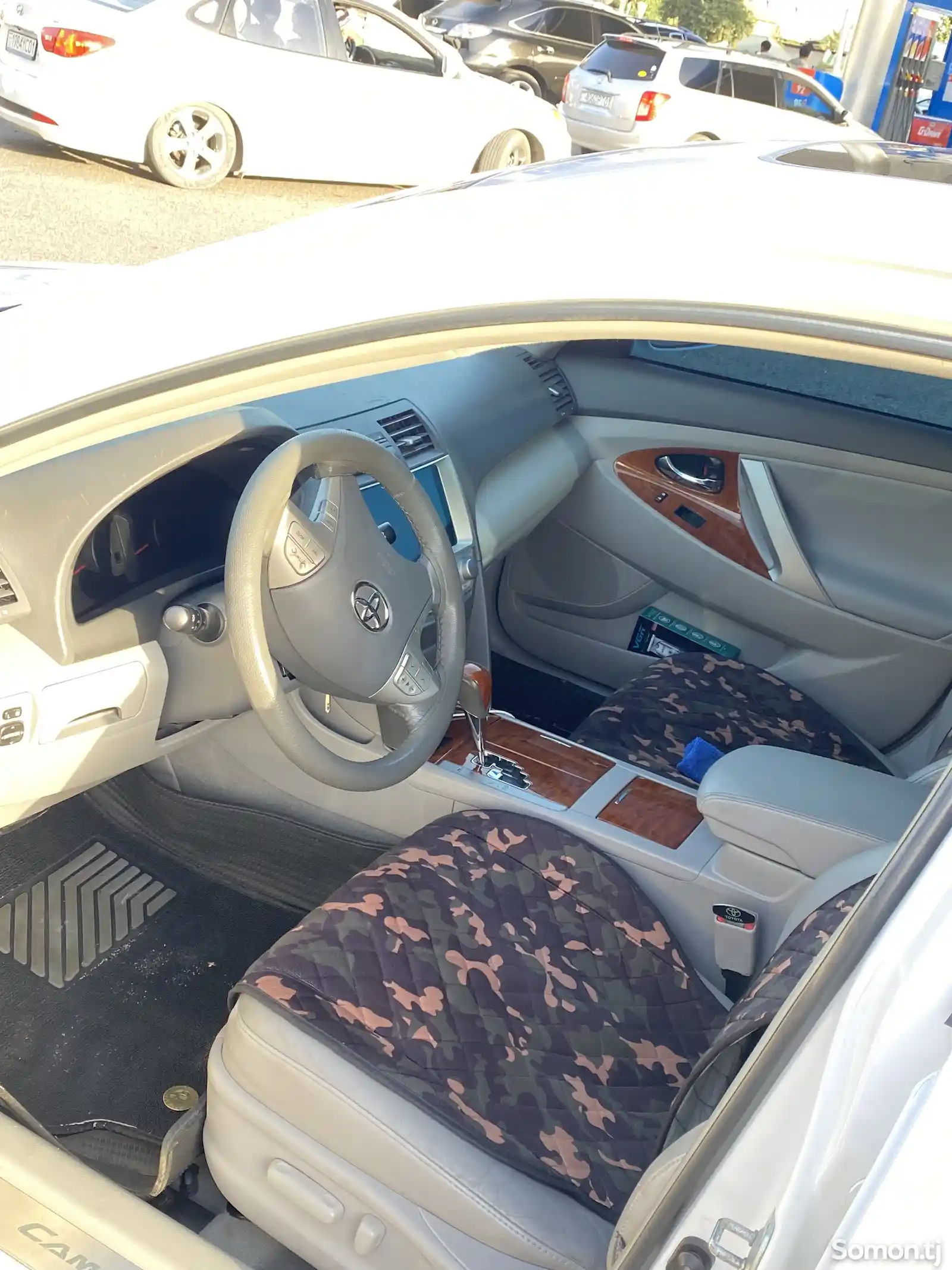 Toyota Camry, 2011-8