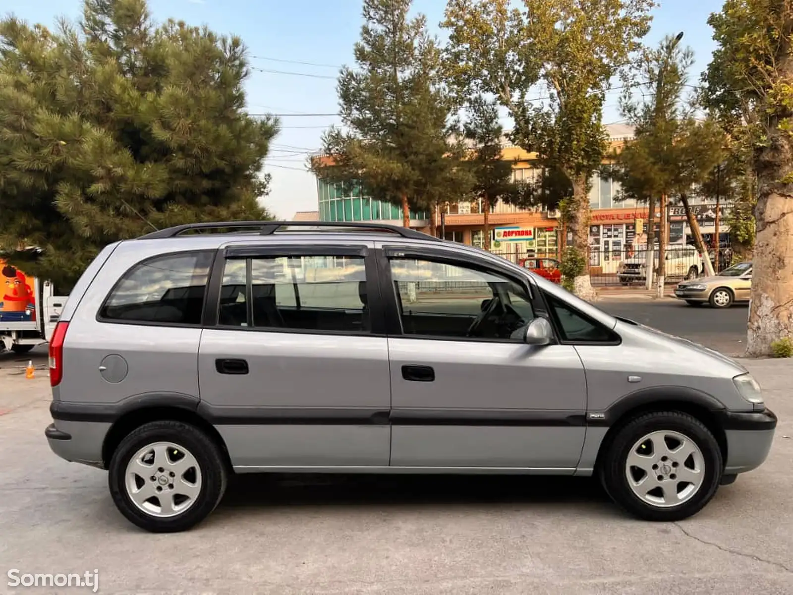 Opel Zafira, 2000-1