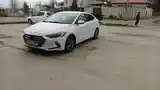 Hyundai Elantra, 2017-3