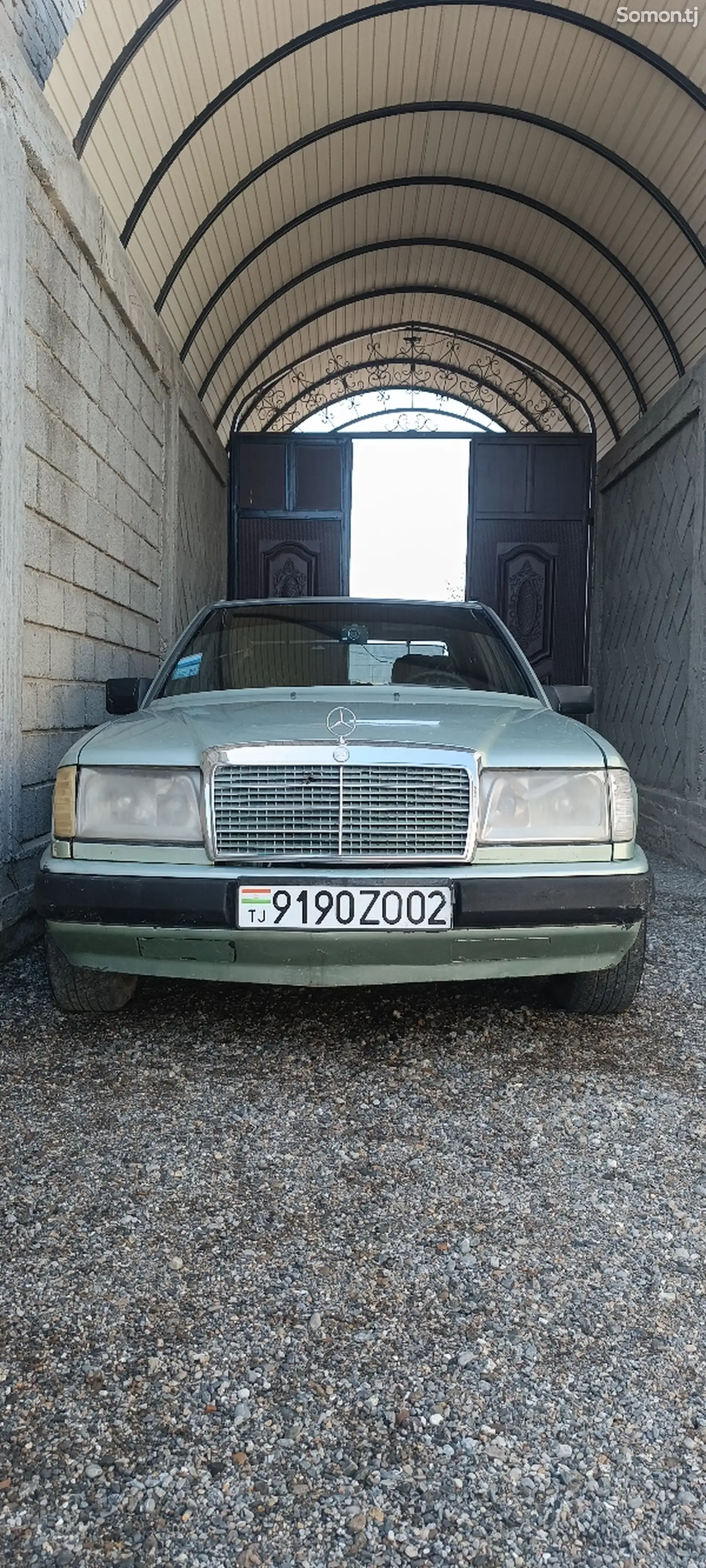 Mercedes-Benz W124, 1987-1