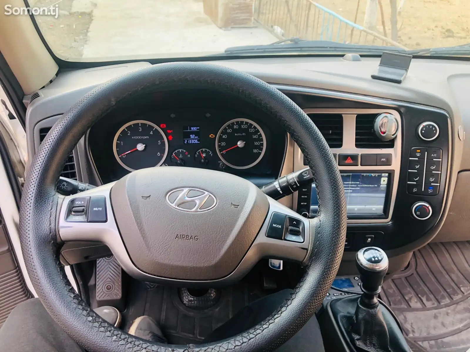 Бортовой автомобиль Hyundai Porter 2, 2016-1