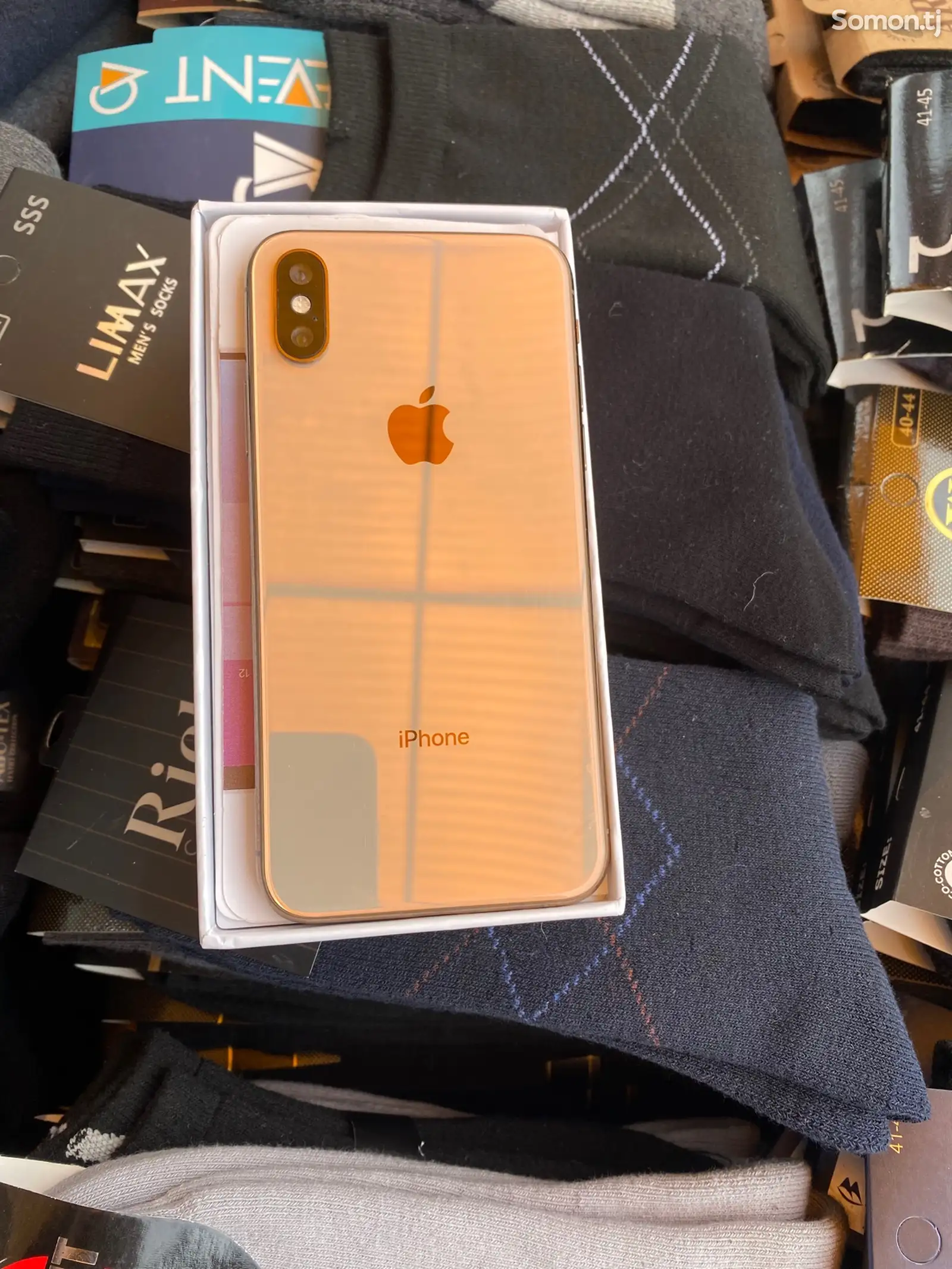 Apple iPhone Xs, 64 gb, Gold-1