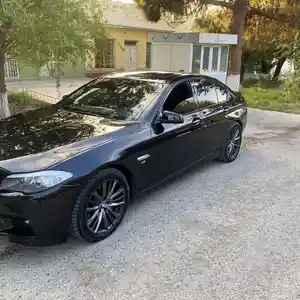 BMW 5 series, 2013