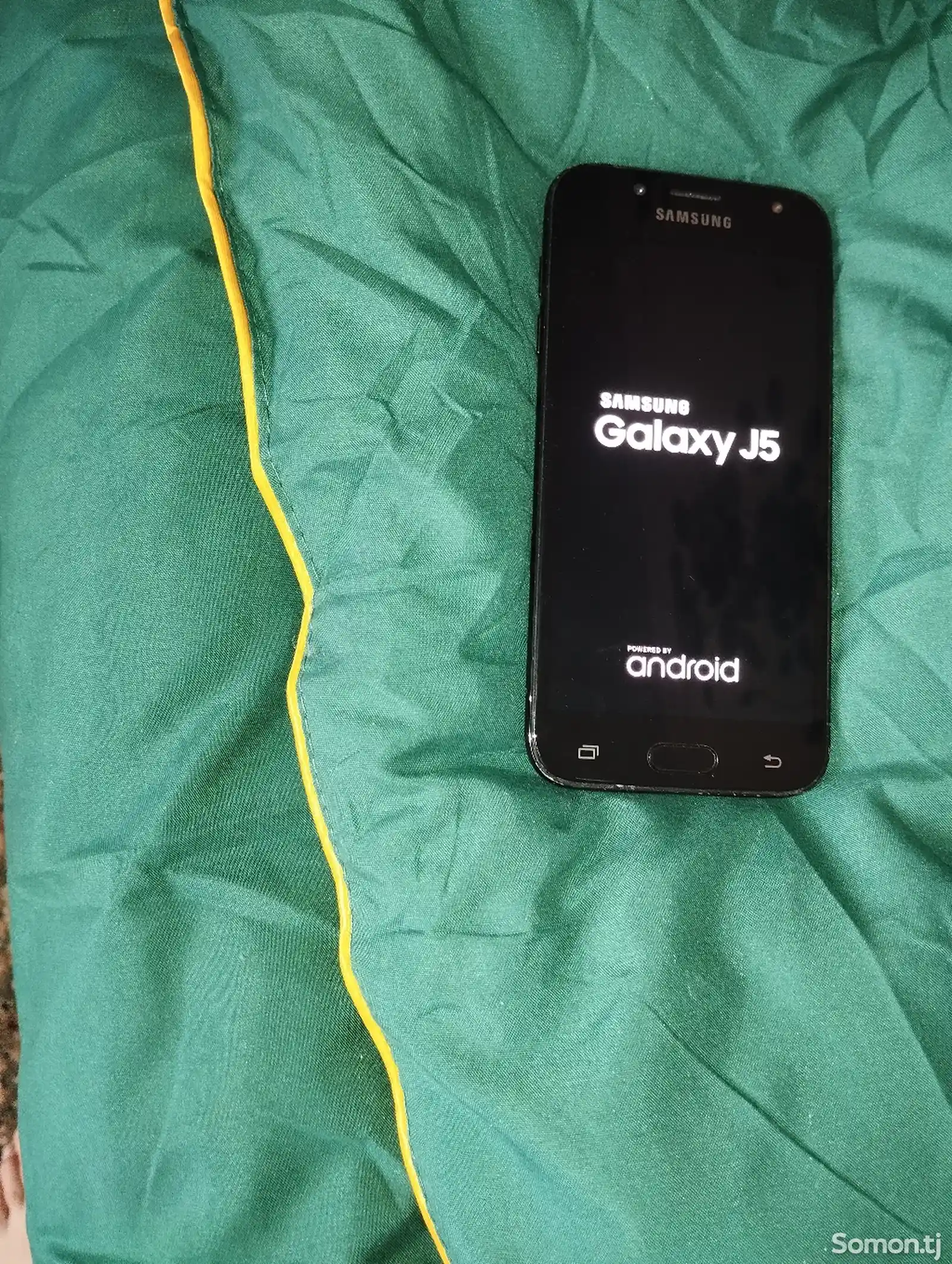 Samsung Galaxy J5 16gb-2