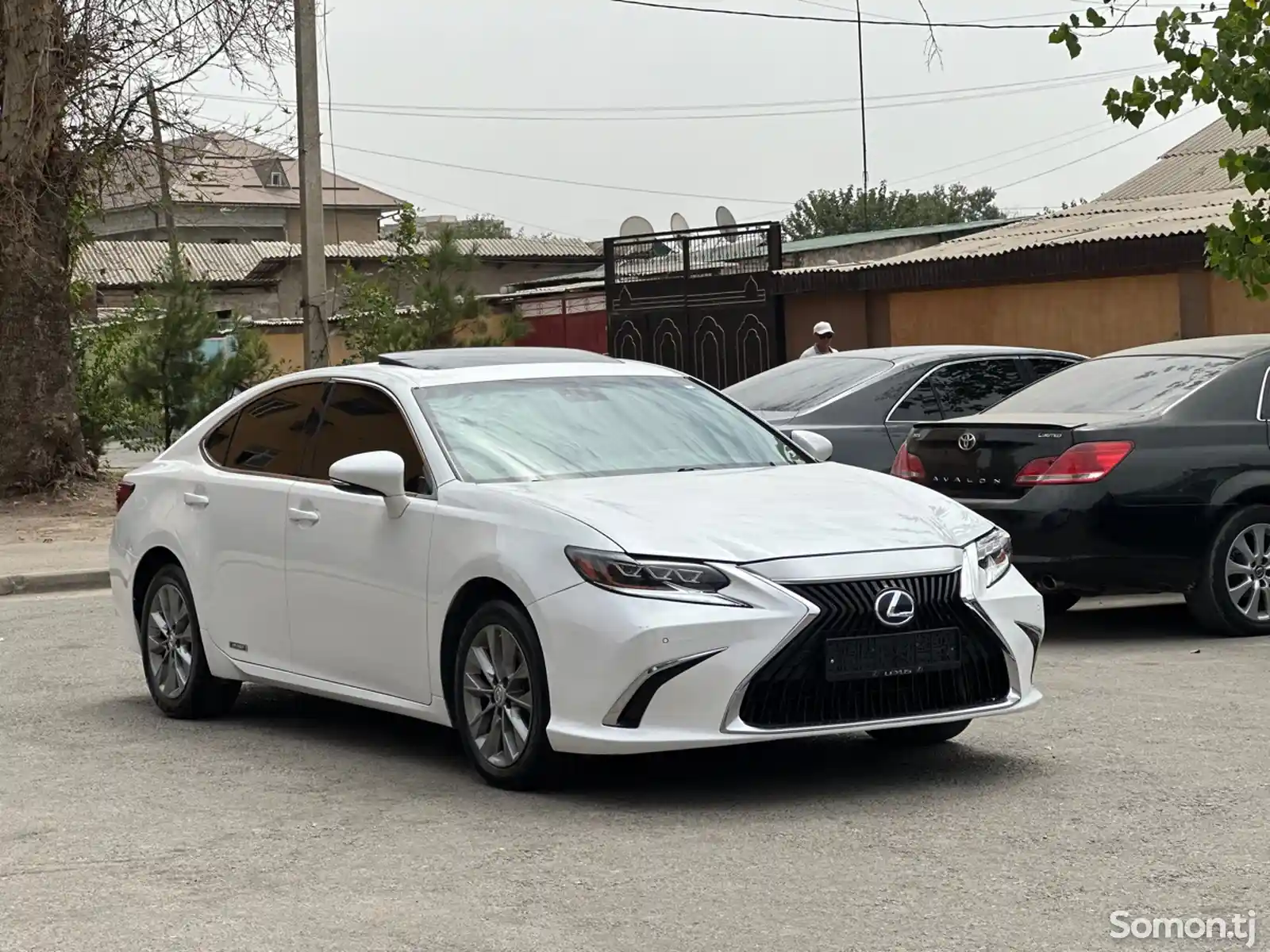 Lexus ES series, 2013-9