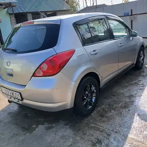 Nissan Tiida, 2007