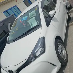 Toyota Vitz, 2015