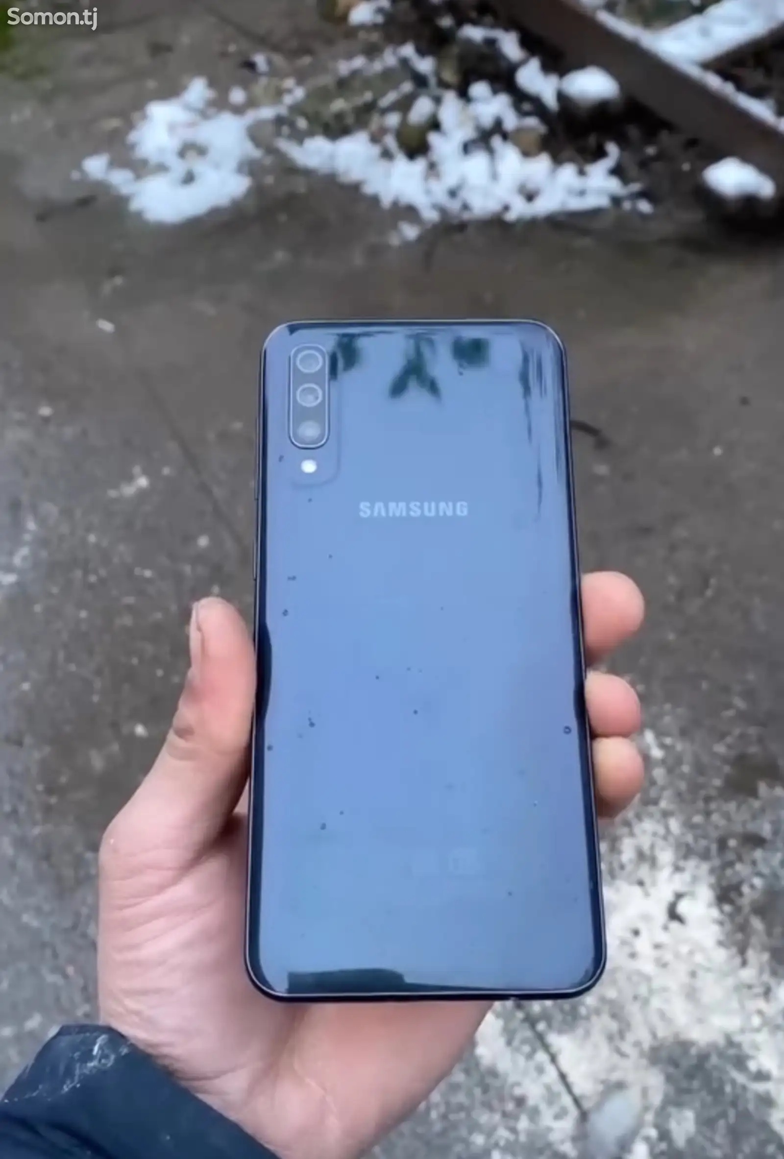 Samsung Galaxy A50-1