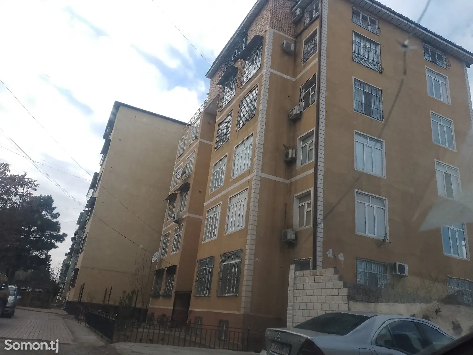 3-комн. квартира, 4 этаж, 65 м², Дустии халкхо-1