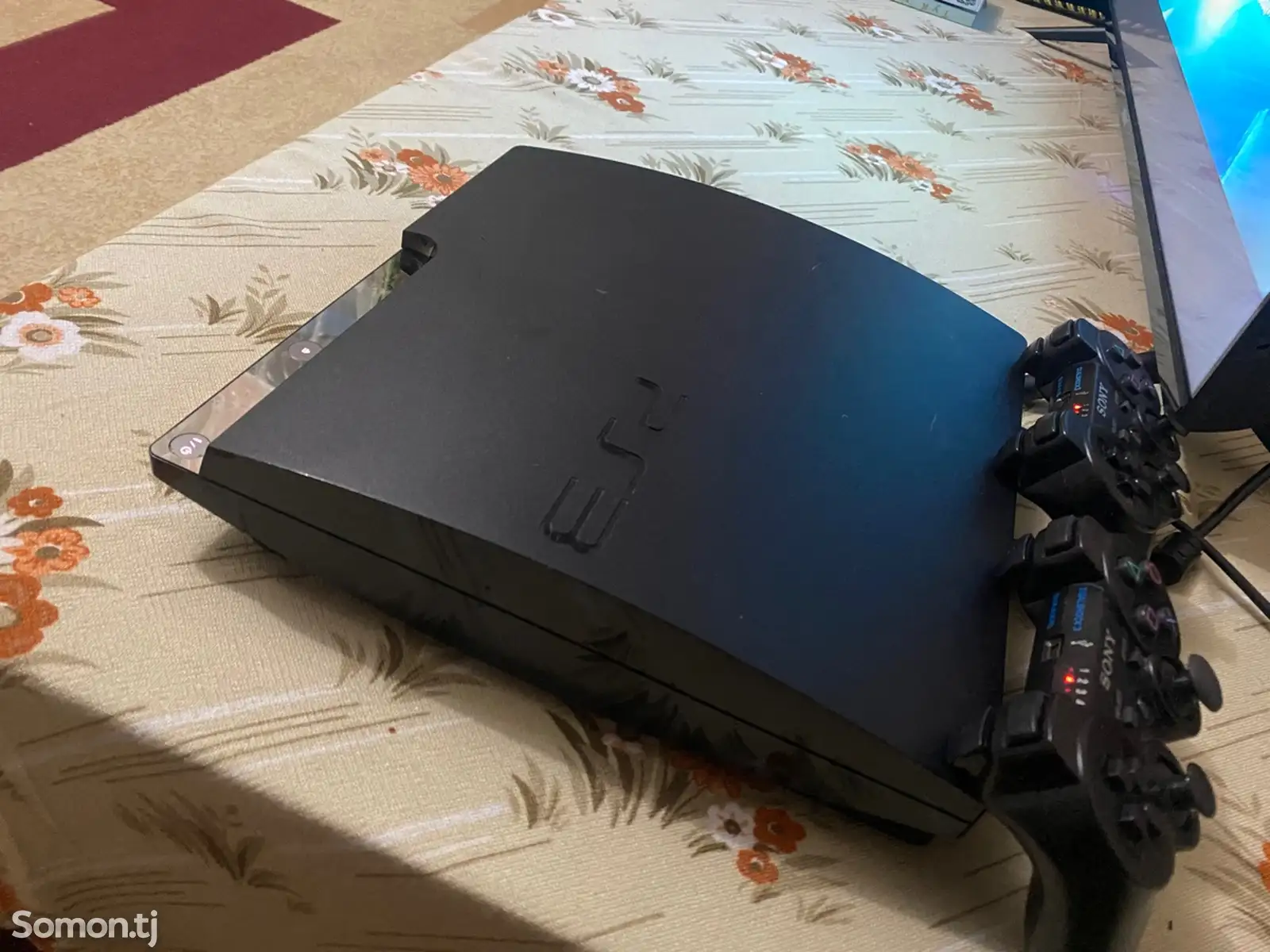 Игровая приставка Sony PlayStation 3 slim-1