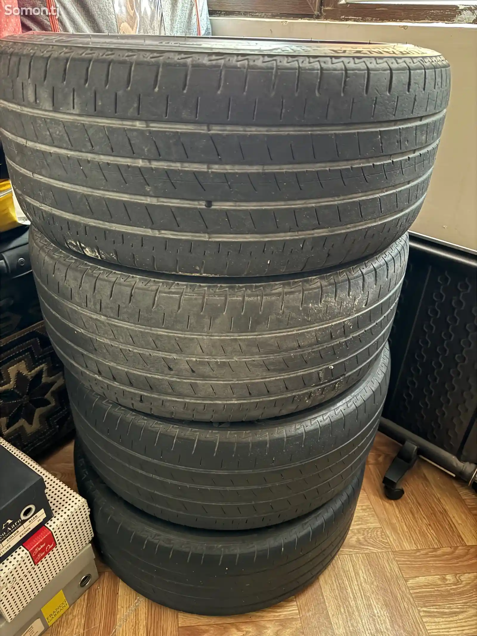 Шины и диски 235/45 R18-1